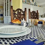 Cassiodoro לינה וארוחת בוקר *