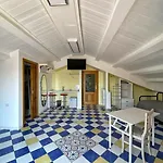 Cassiodoro לינה וארוחת בוקר Marina di Davoli