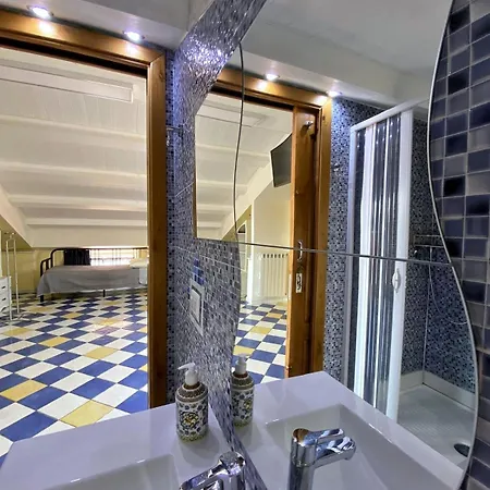 Cassiodoro Couette-café Marina di Davoli